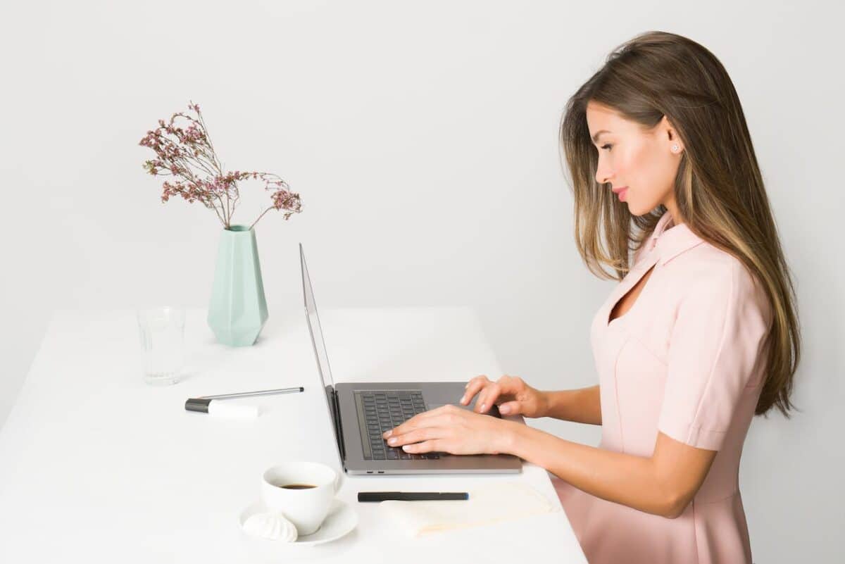 Simulation de portage salarial pour les freelances et gestion des revenus